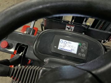 Электропогрузчик вилочный 2.5 тонны GROS LG25EFL с высоким клиренсом (батарея Li-ion, завод LONKING)